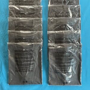 10 Yeezy Poetic Black Short Sleeve Tee Bundle